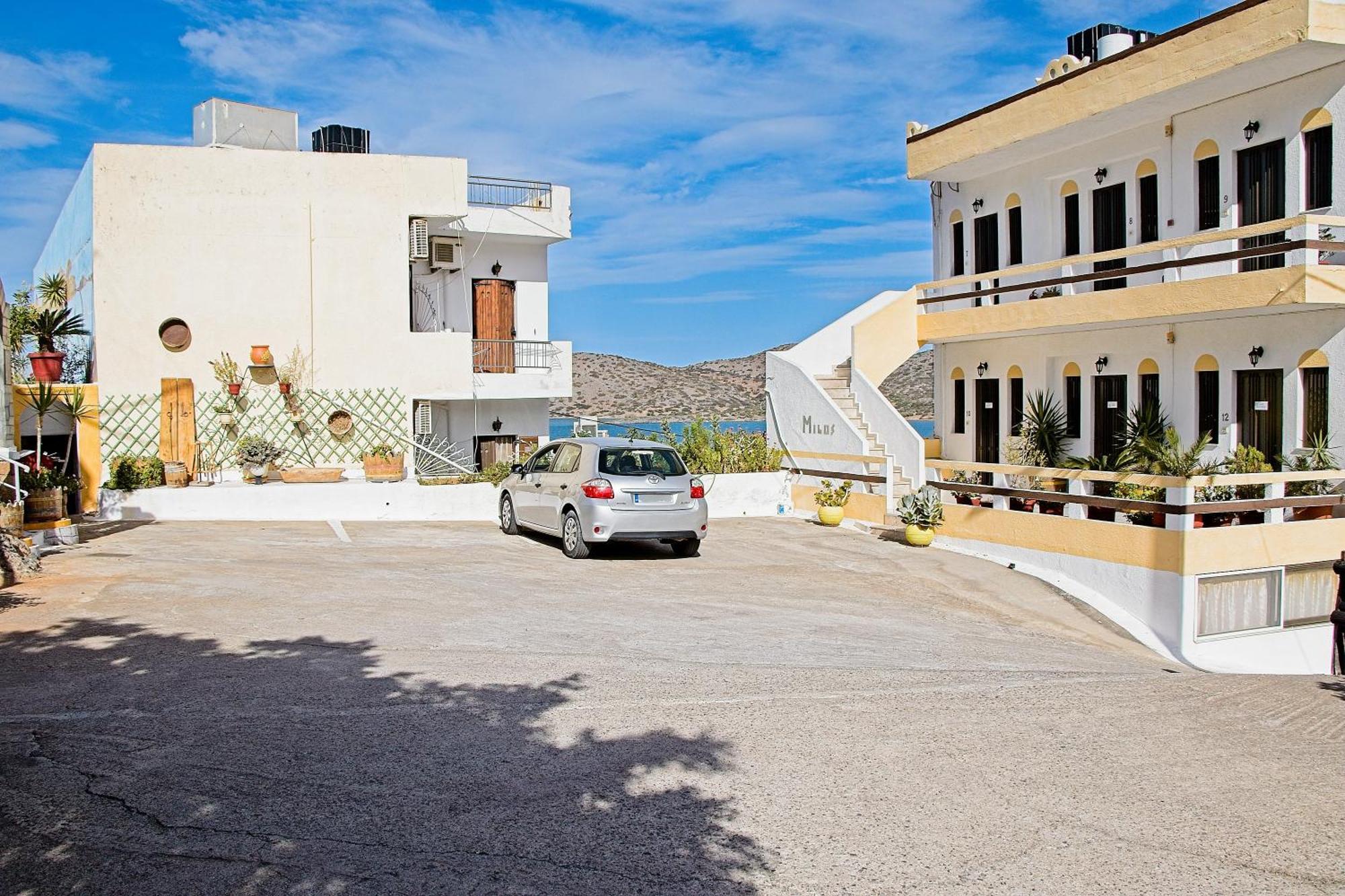 Milos Apartments Elounda  Exterior photo